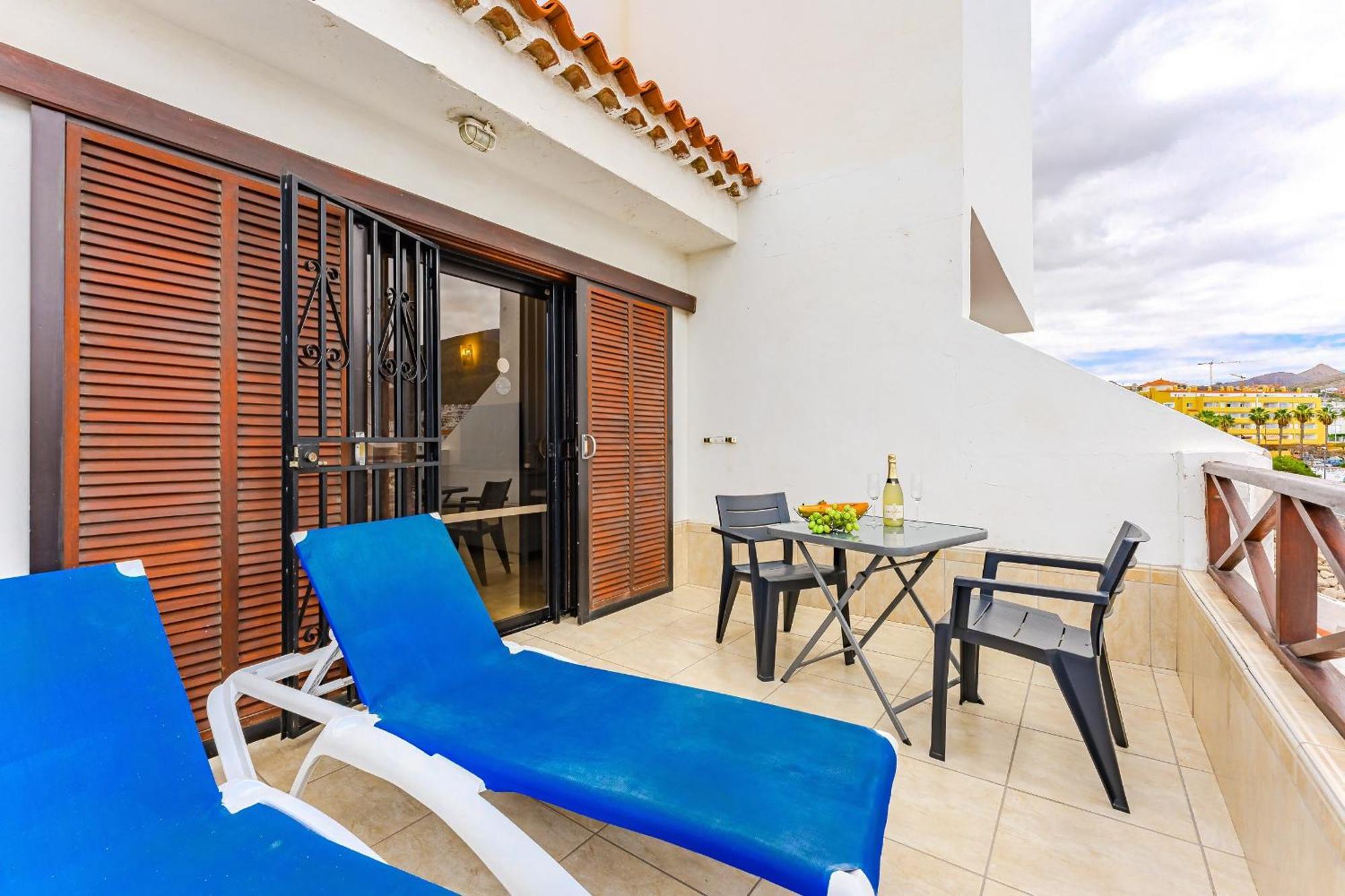 Blue Cristianos By Welcome Tenerife Los Cristianos  Exteriör bild